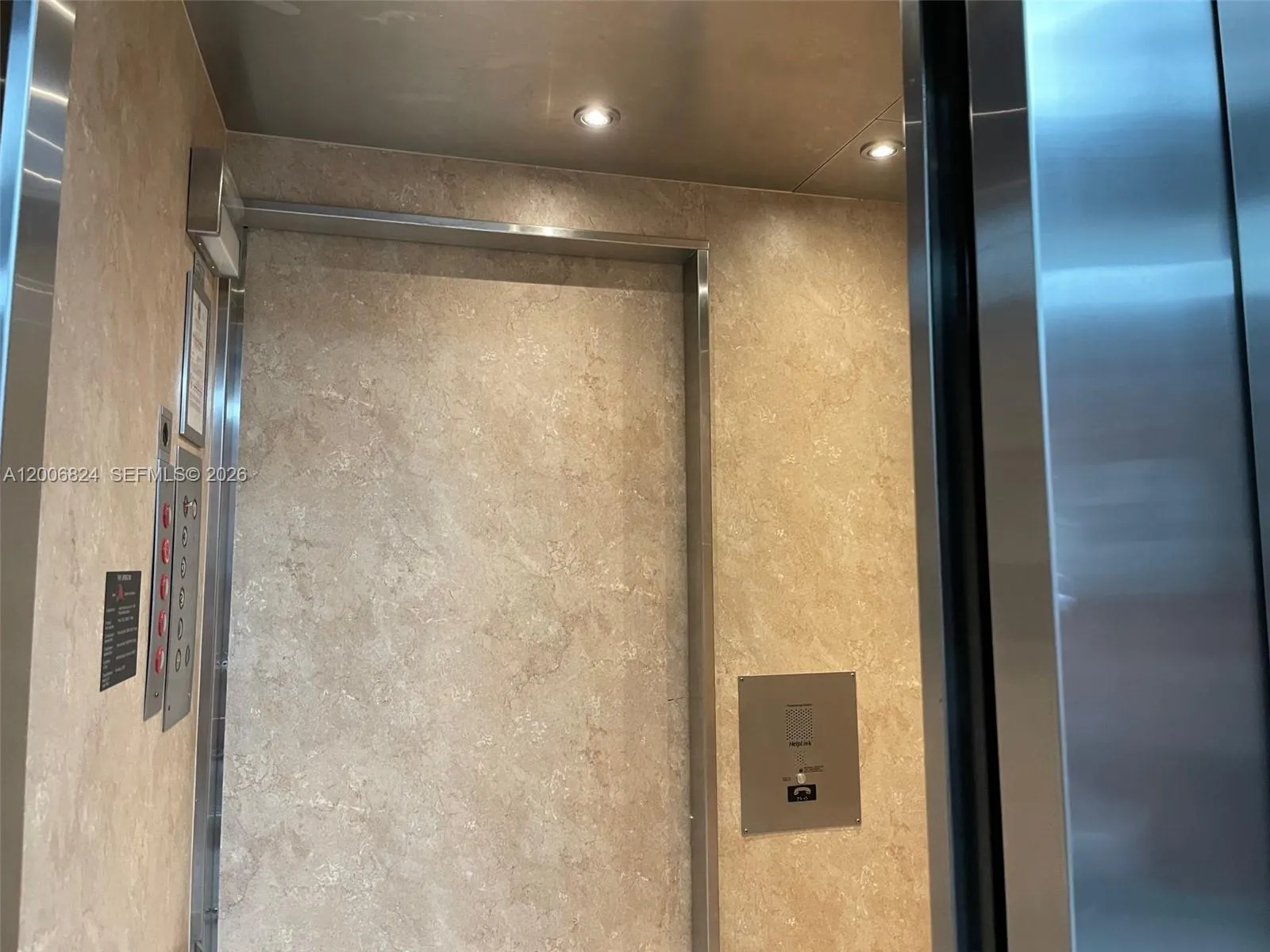 2600 NE 135th St # A, North Miami FL 33181