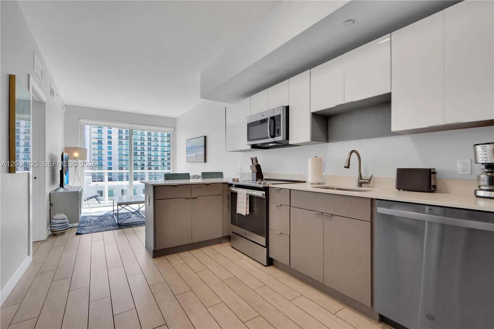 321 NE 26th St # 816, Miami FL 33137