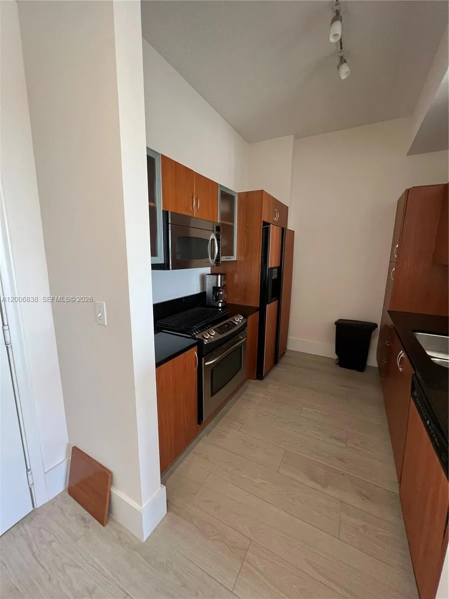 18800 NE 29th Ave, Aventura FL 33180