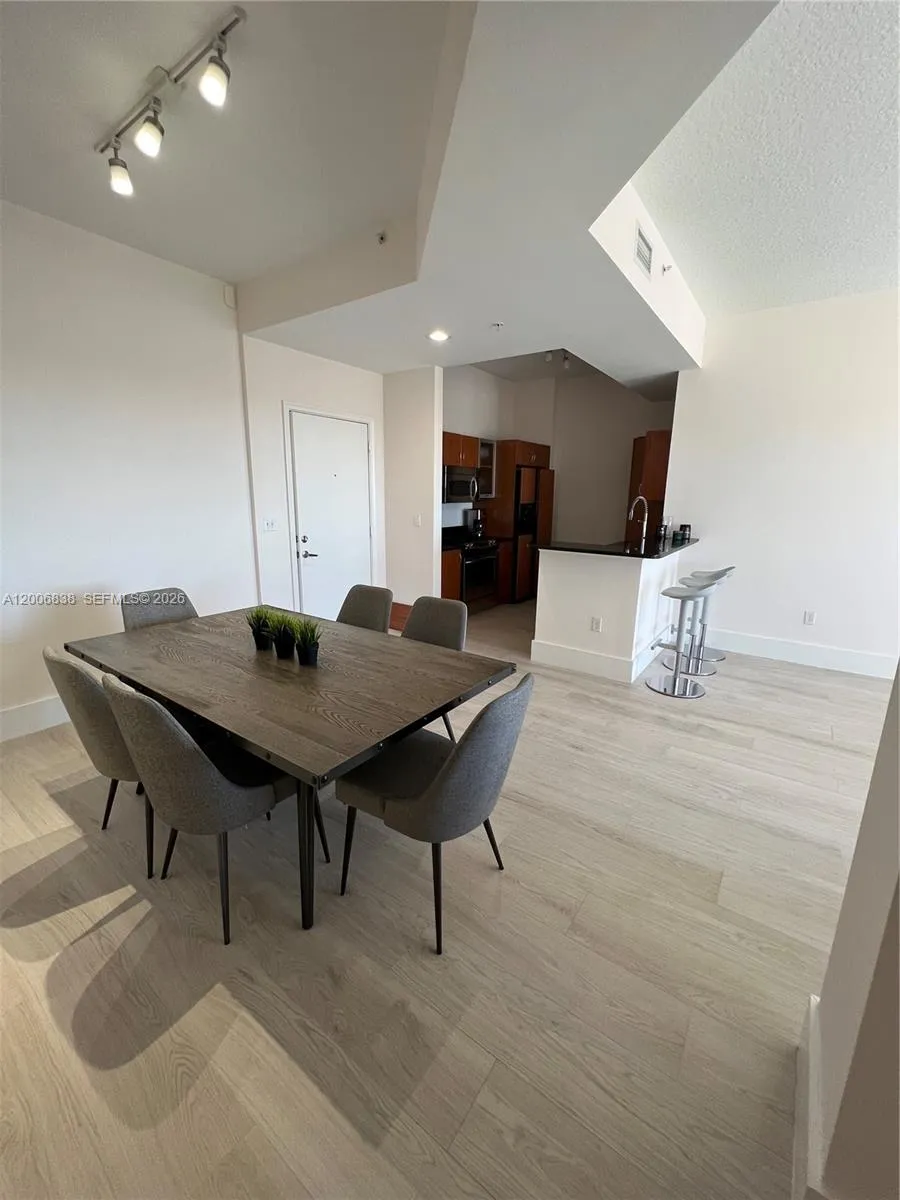 18800 NE 29th Ave, Aventura FL 33180