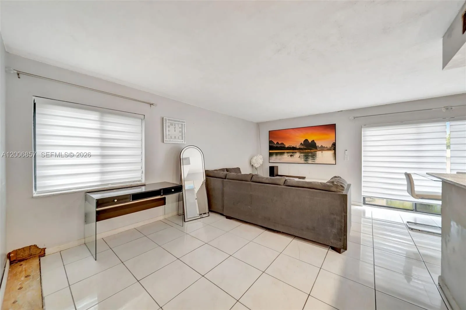 3033 W Missionwood Ln, Miramar FL 33025