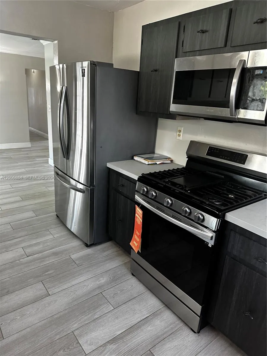 10511 SW 124th Ave, Miami FL 33186