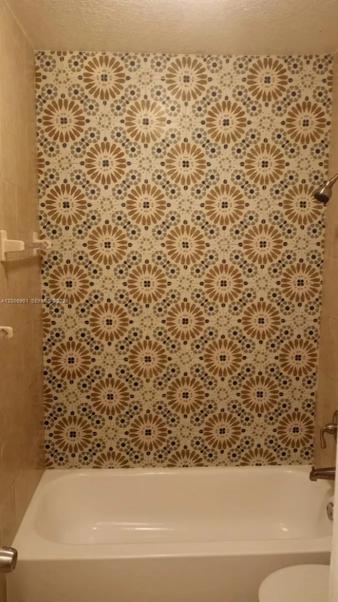 2837 NW 9th Ct, Fort Lauderdale FL 33311