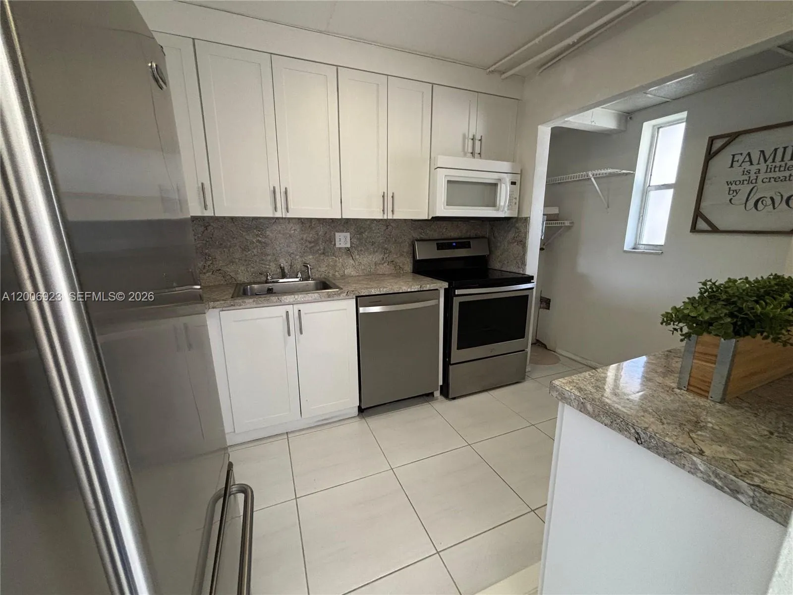 8060 Fairview Dr # 101, Tamarac FL 33321