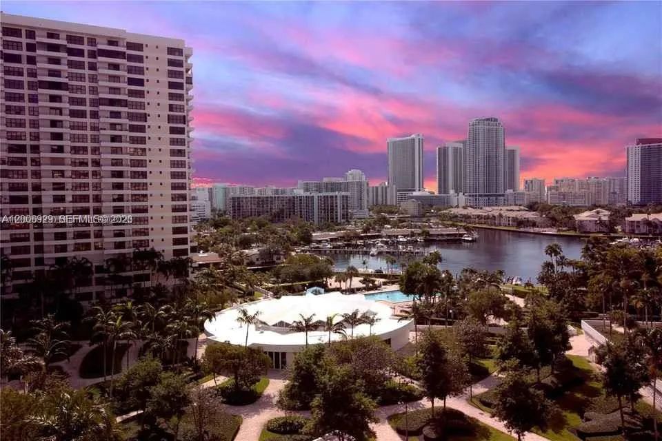 600 Three Islands Blvd # 1113, Hallandale Beach FL 33009