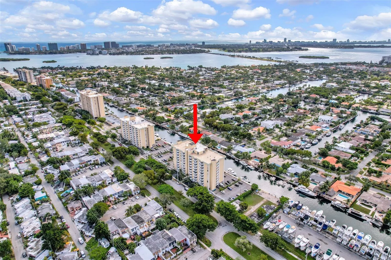 2000 NE 135th St # 411, North Miami FL 33181