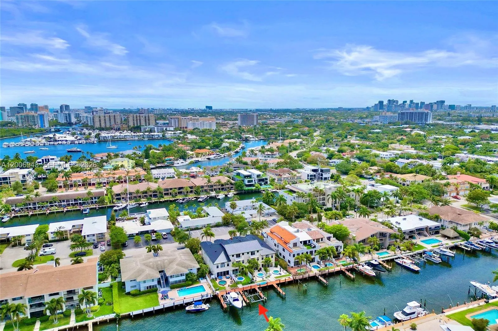 2739 NE 15th St, Fort Lauderdale FL 33304