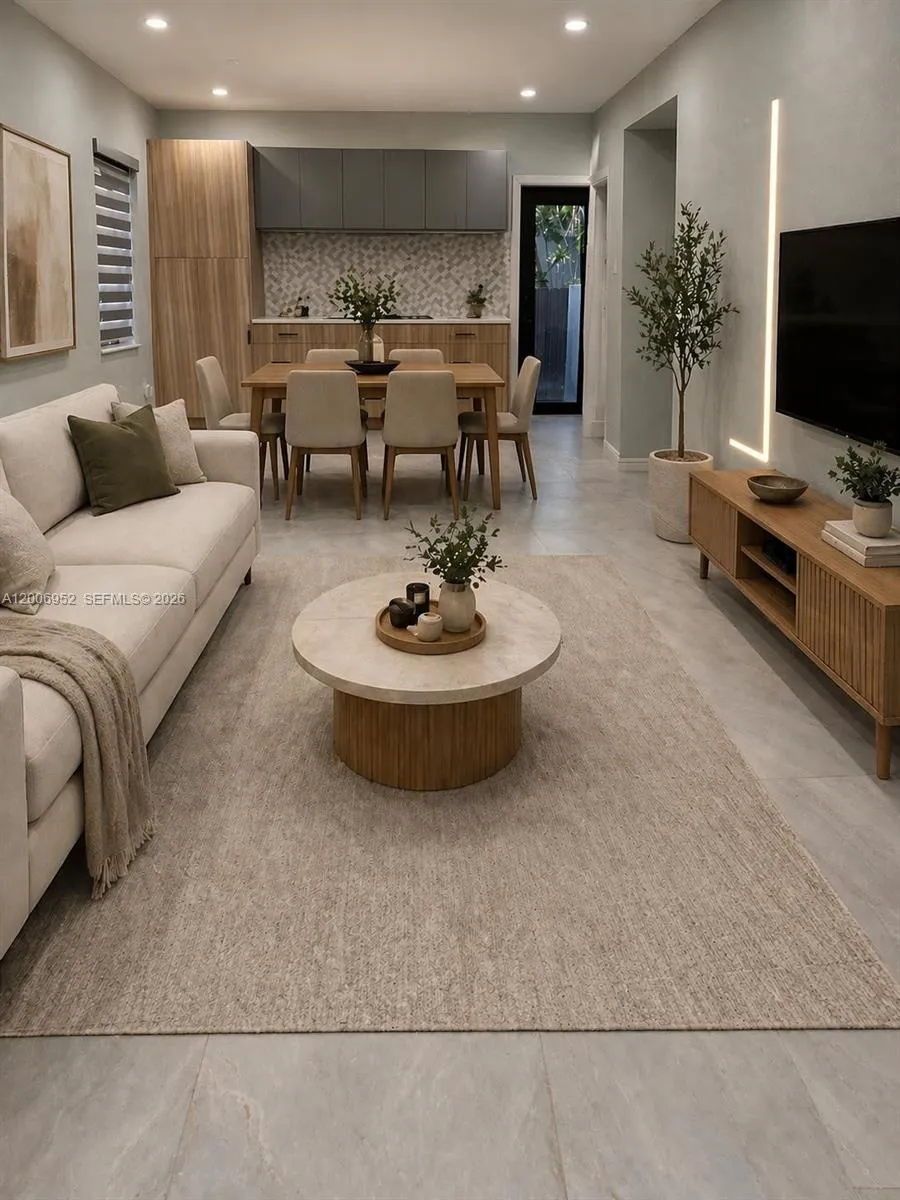 423 NW 32nd Pl # A, Miami FL 33125