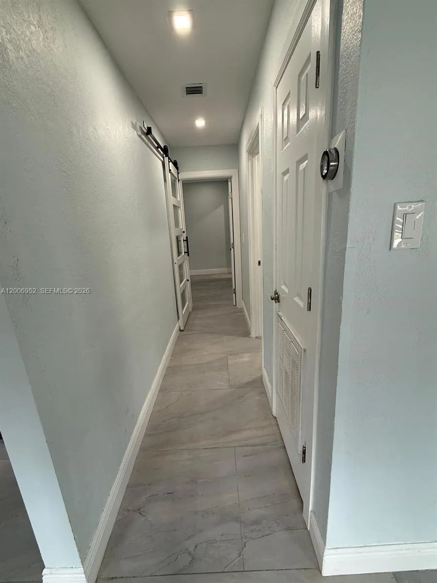 423 NW 32nd Pl # A, Miami FL 33125