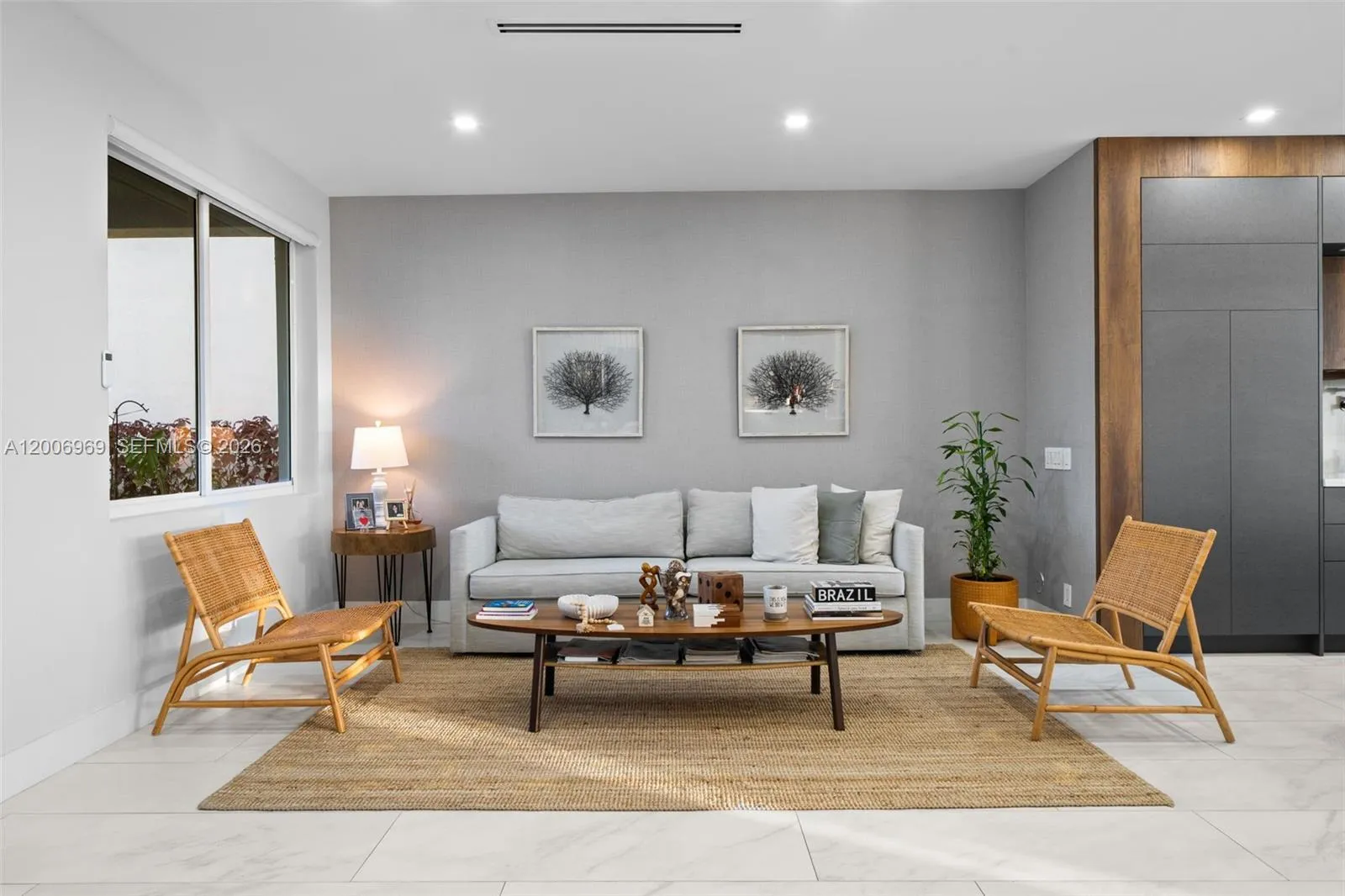 1828 Aspen Ln, Weston FL 33327