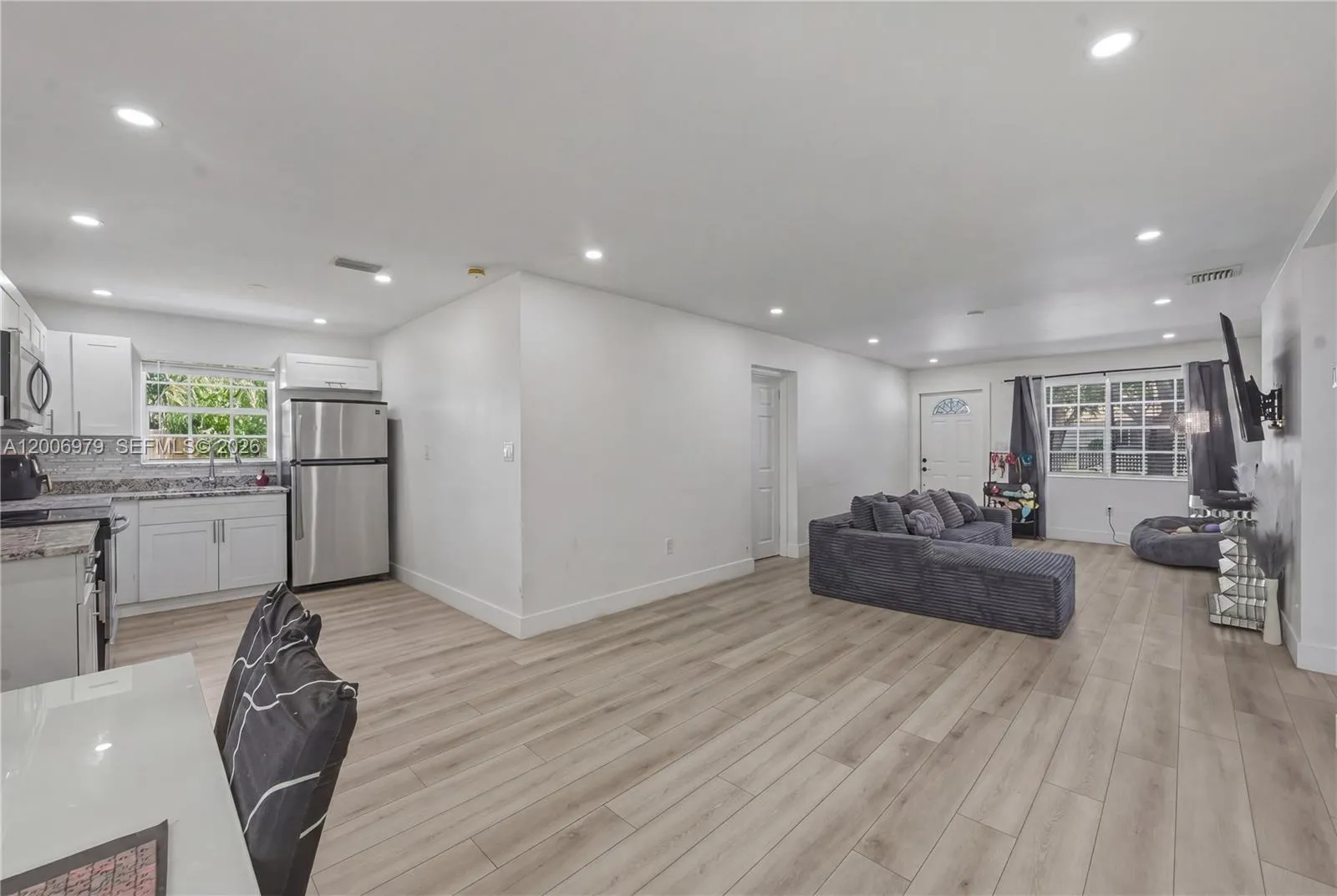 1657 SW 44th Ave, Fort Lauderdale FL 33317