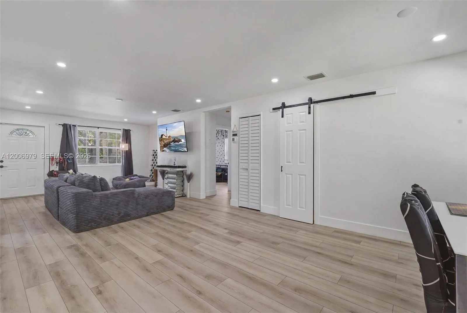 1657 SW 44th Ave, Fort Lauderdale FL 33317