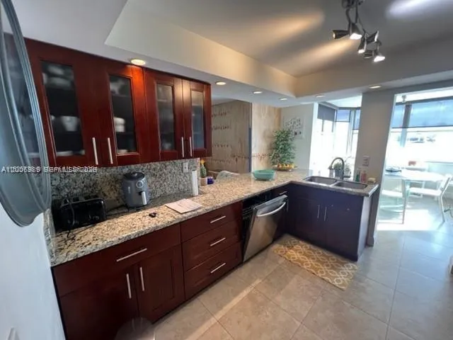 16570 NE 26th Ave # 4A, North Miami Beach FL 33160