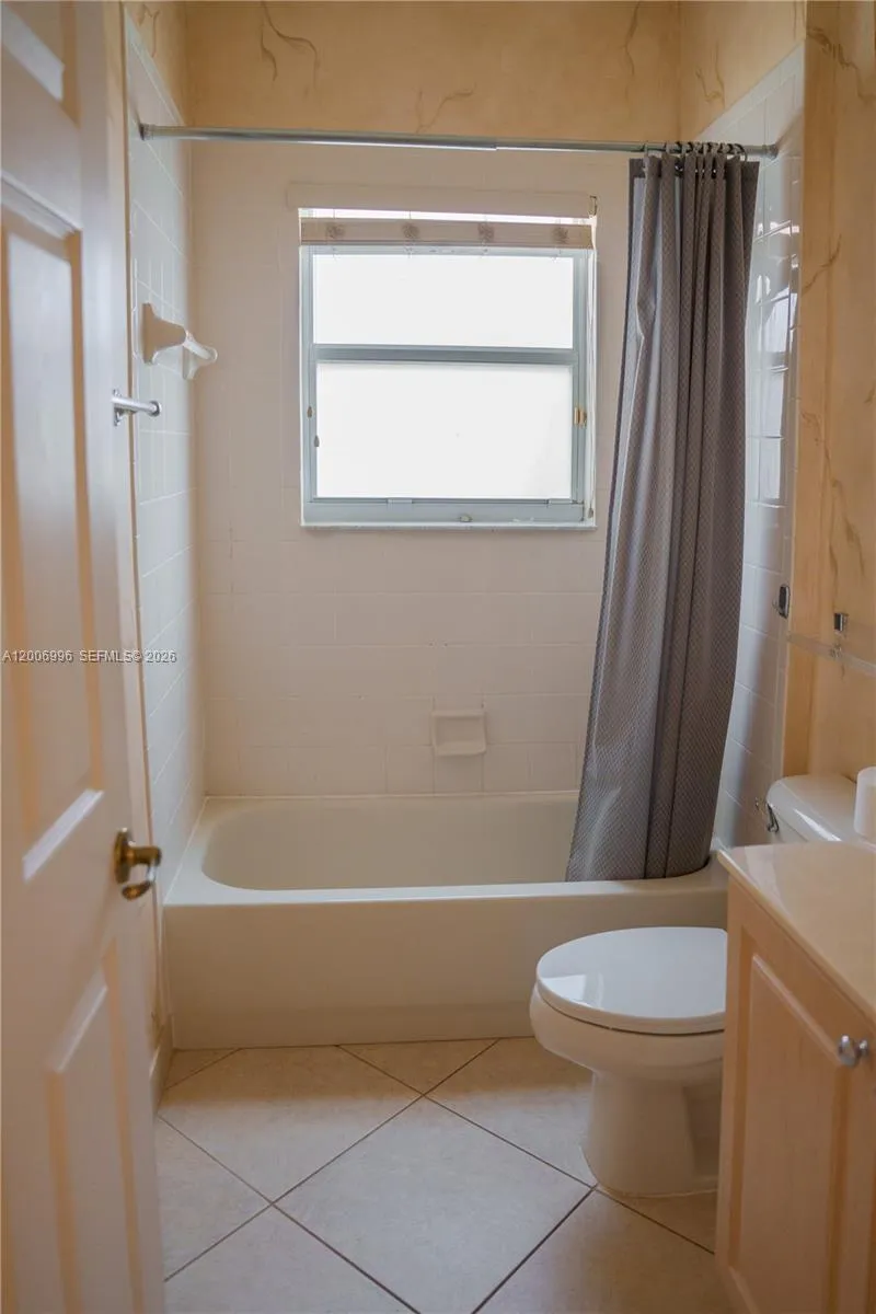 7688 Trapani Ln, Boynton Beach FL 33472