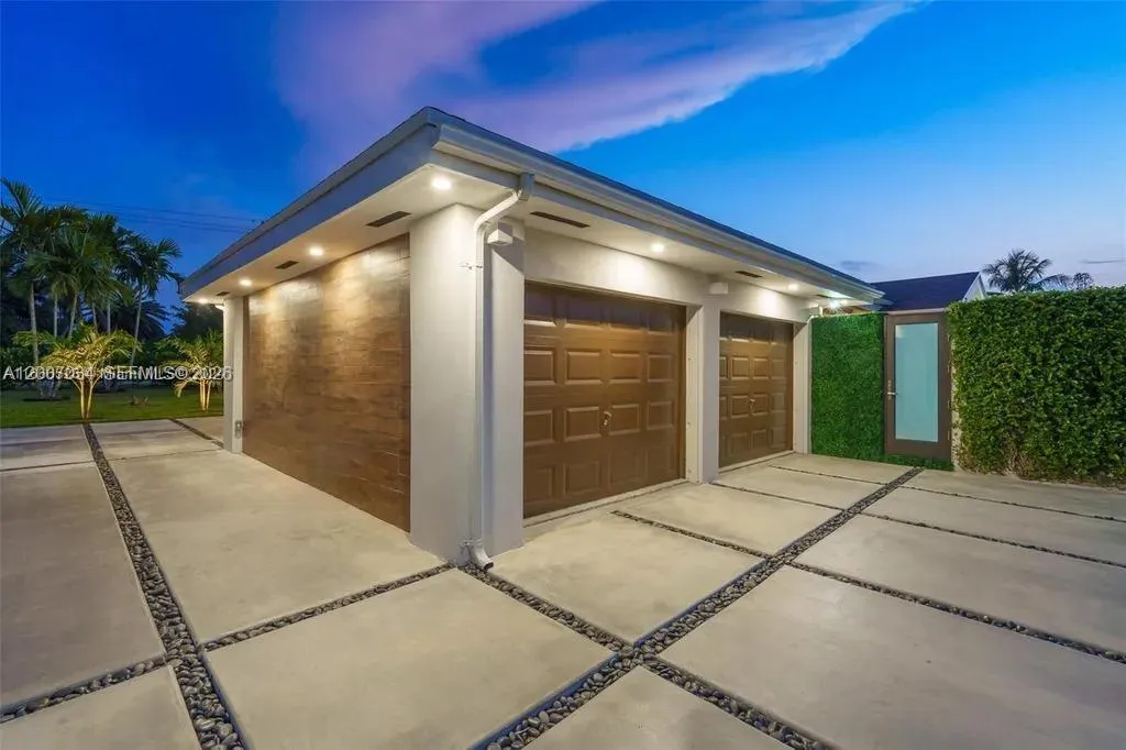 13540 SW 98th Ct, Miami FL 33176