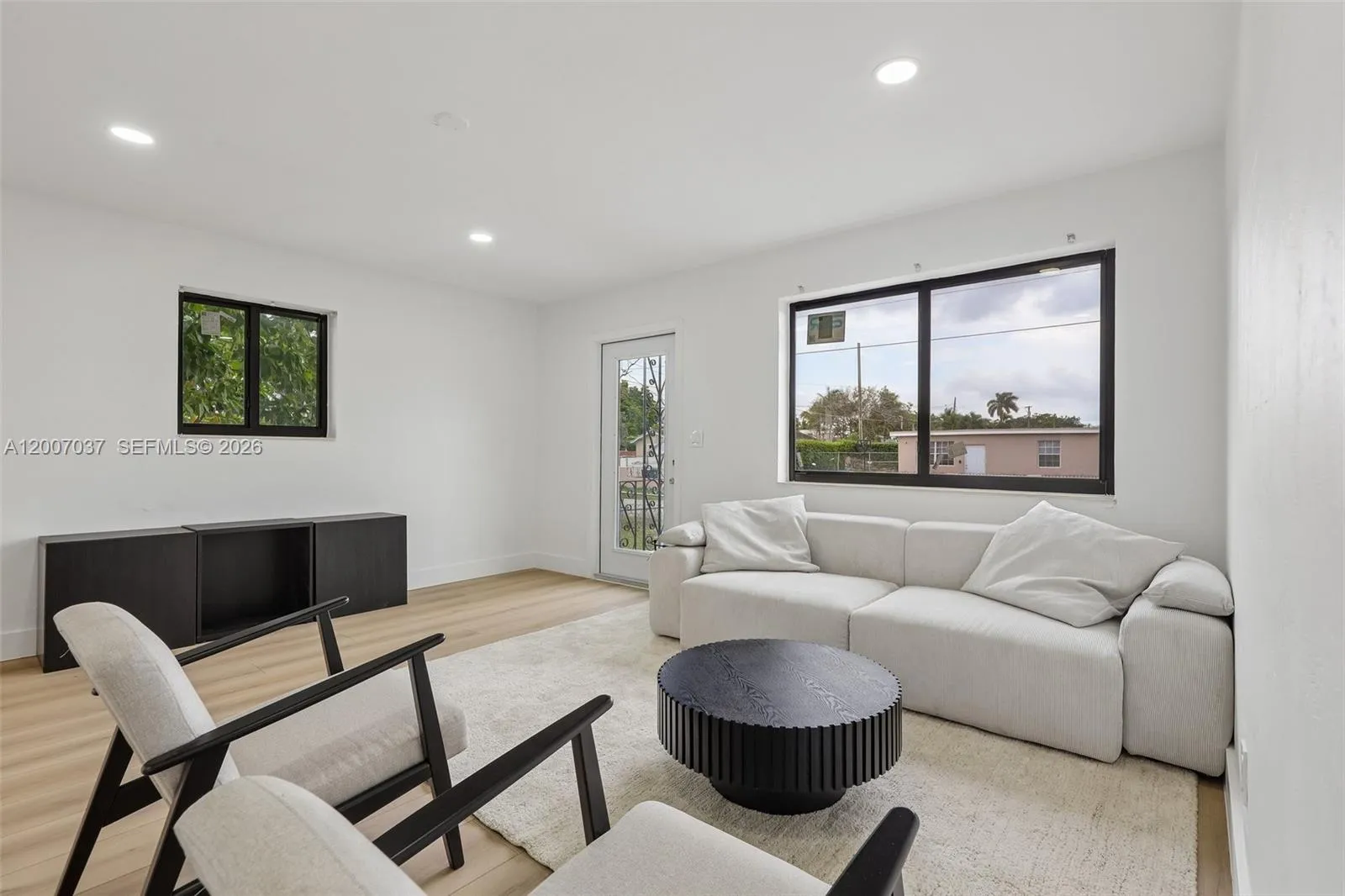 6595 SW 31st St, Miami FL 33155