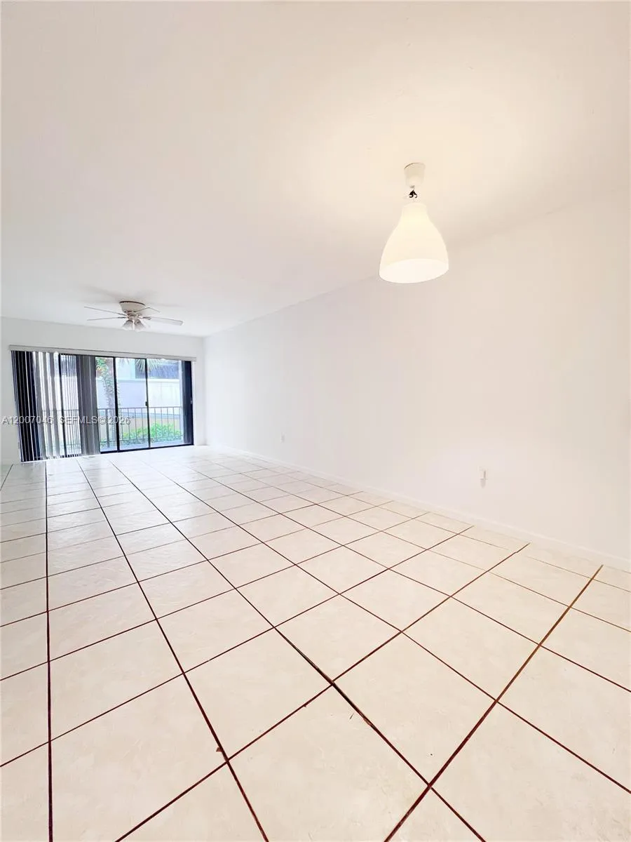 8287 SW 128th St # 205, Pinecrest FL 33156