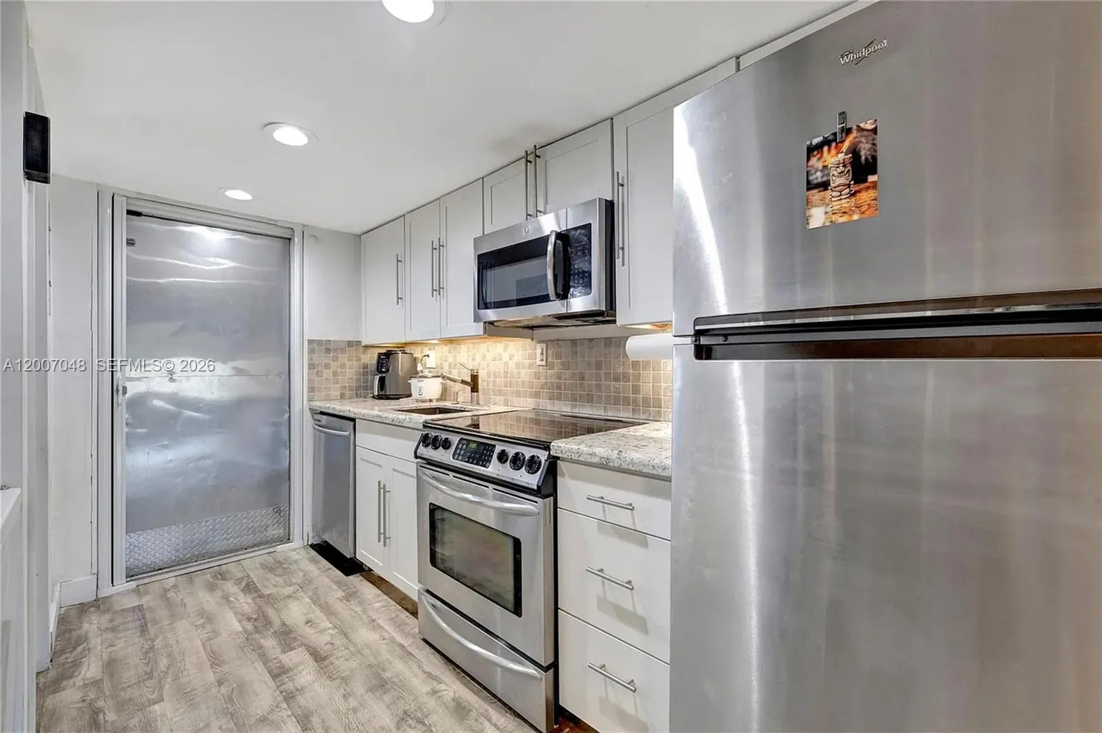 4121 NW 26th St # T16, Lauderhill FL 33313