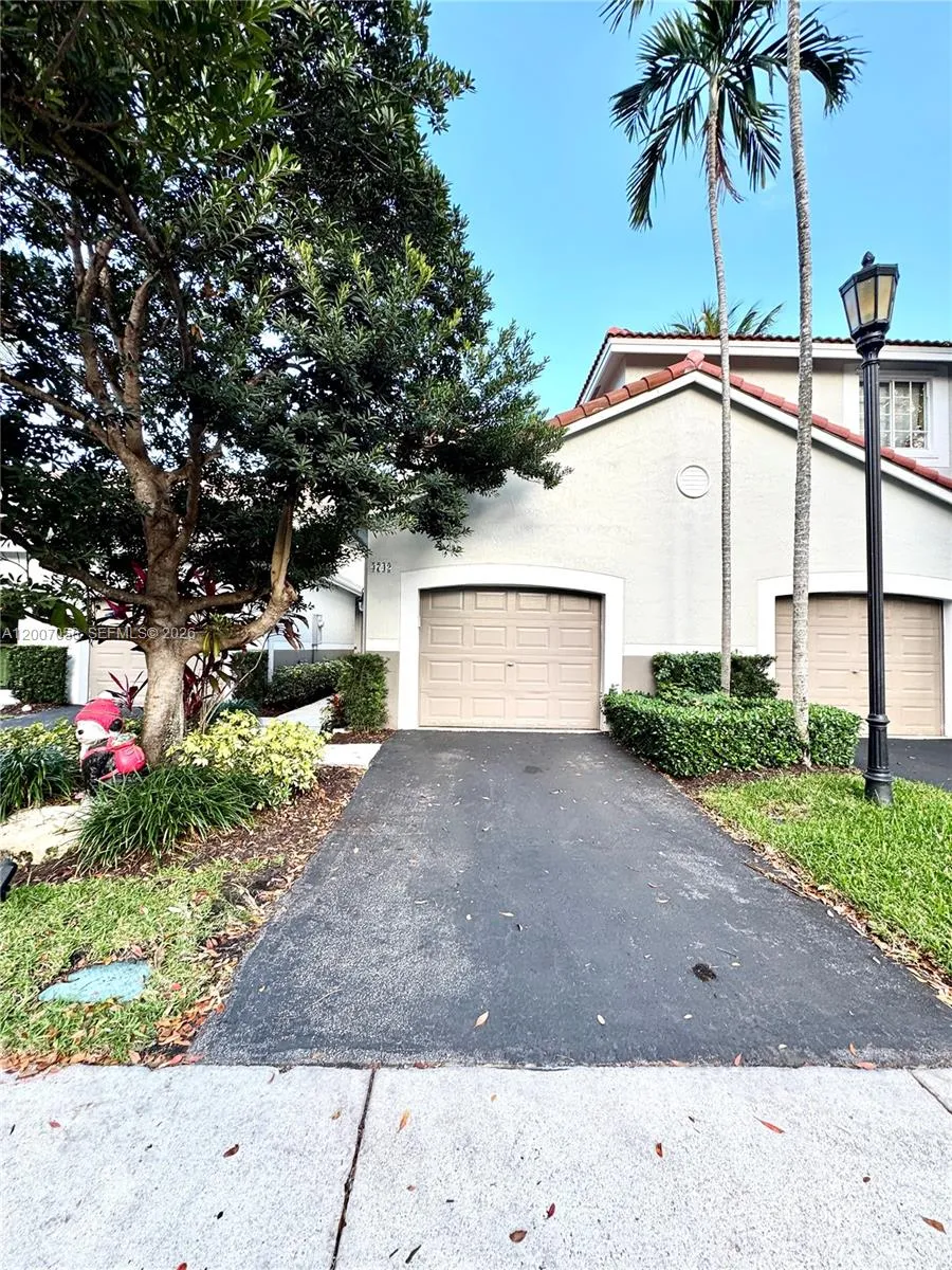 3742 San Simeon Cir # 3742, Weston FL 33331