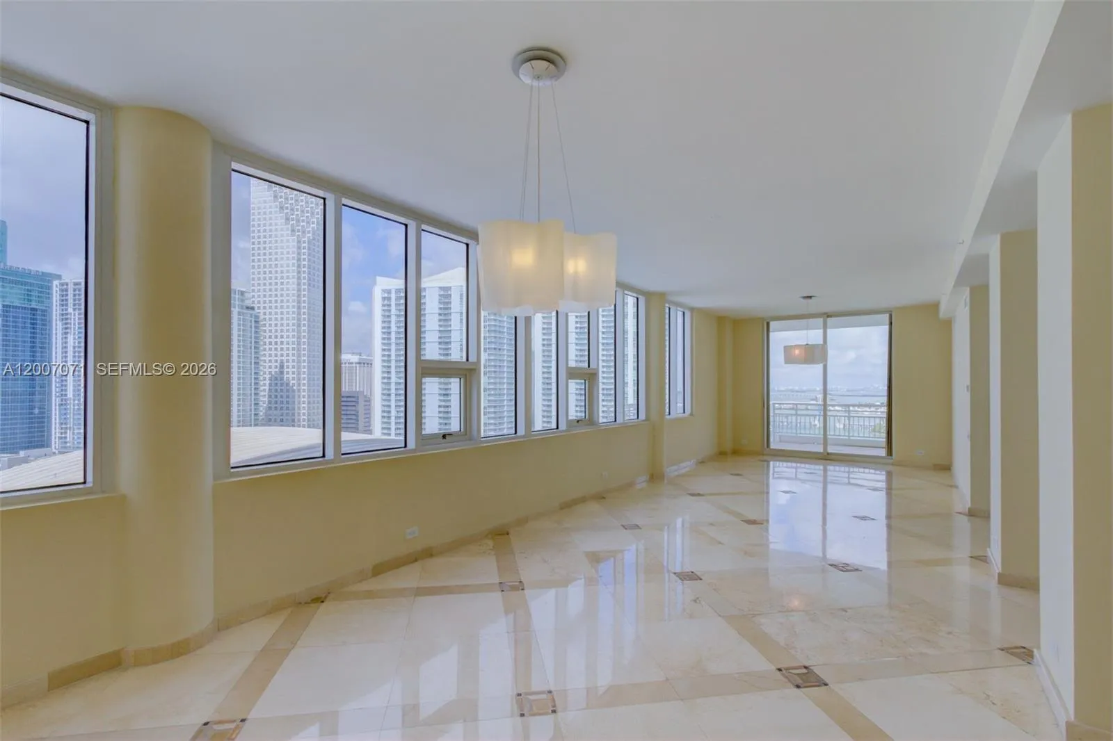 888 Brickell Key Dr # 2802, Miami FL 33131