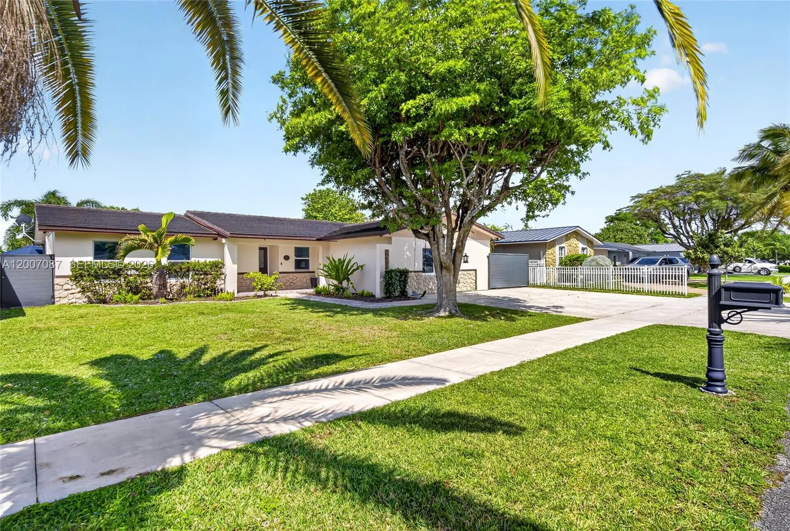 7434 SW 129th Ct, Miami FL 33183