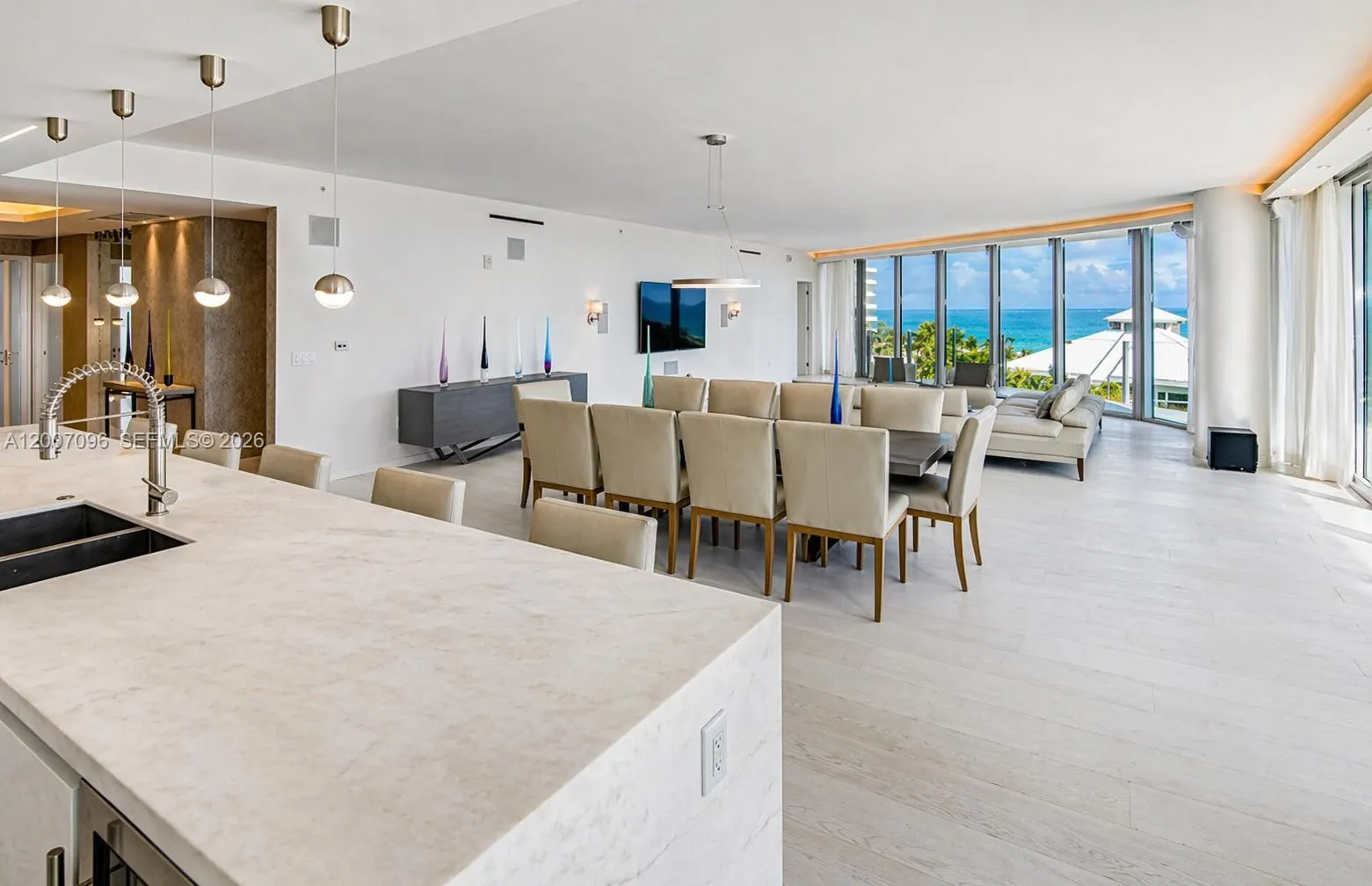 1 Collins Ave # 606, Miami Beach FL 33139