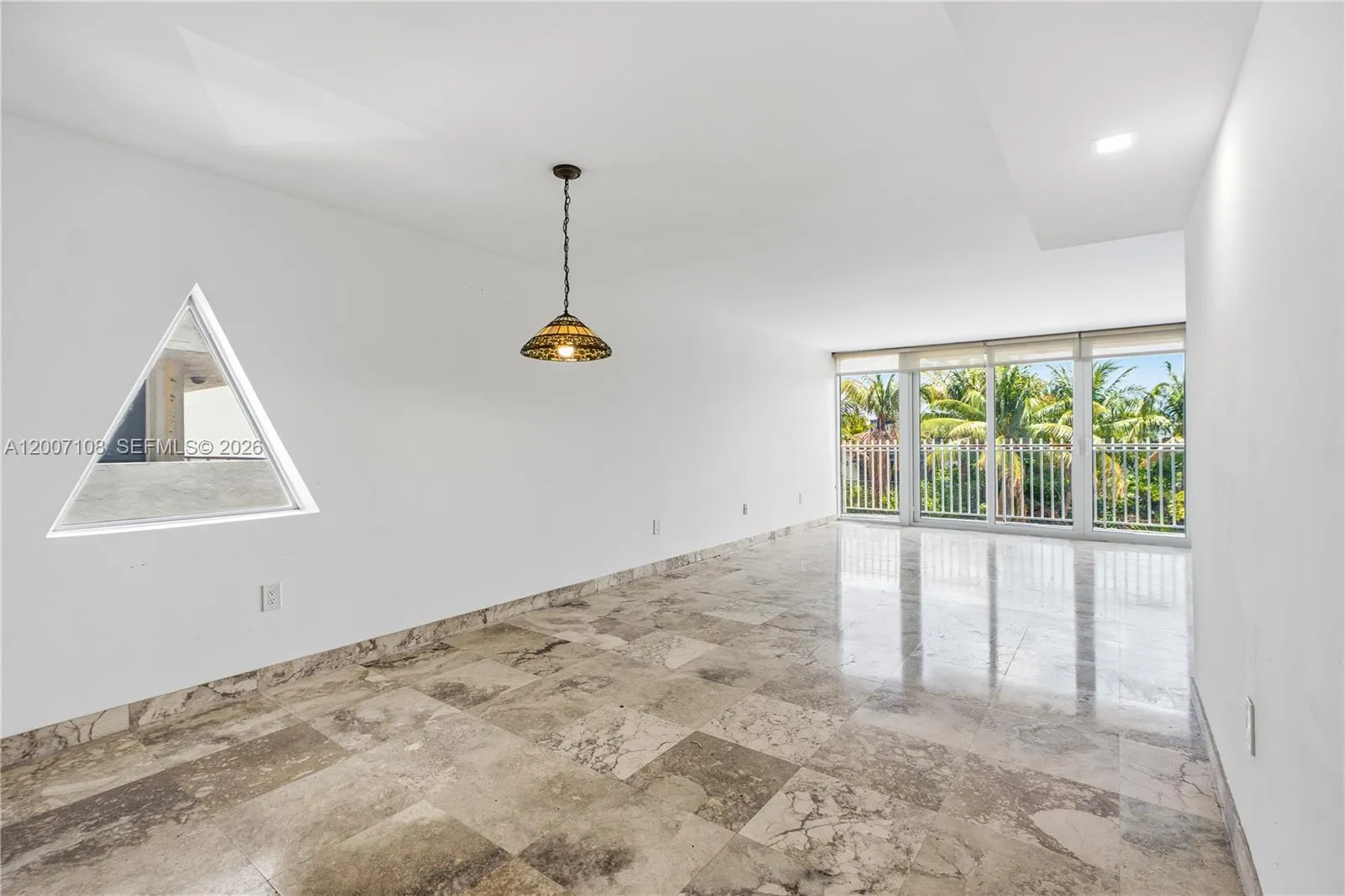7824 Collins Ave # 401, Miami Beach FL 33141