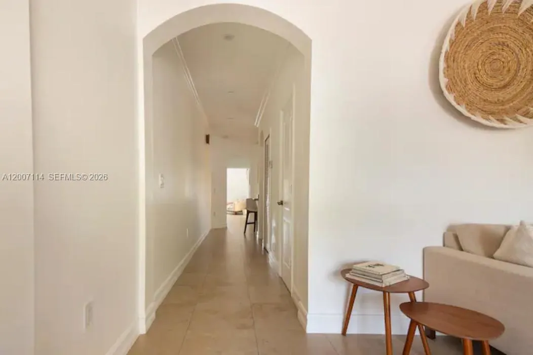 15566 SW 13th Ter, Miami FL 33194