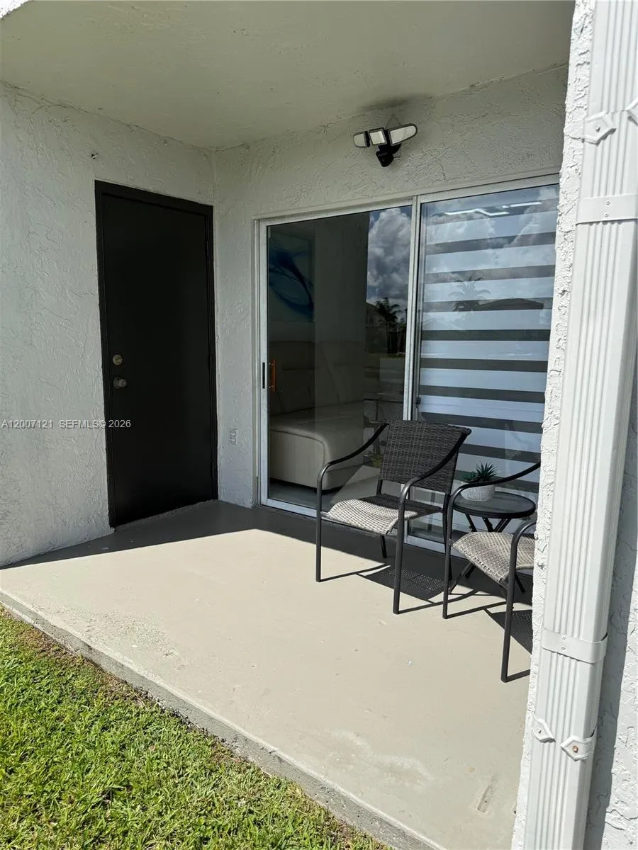 601 SW 113th Way # 601, Pembroke Pines FL 33025