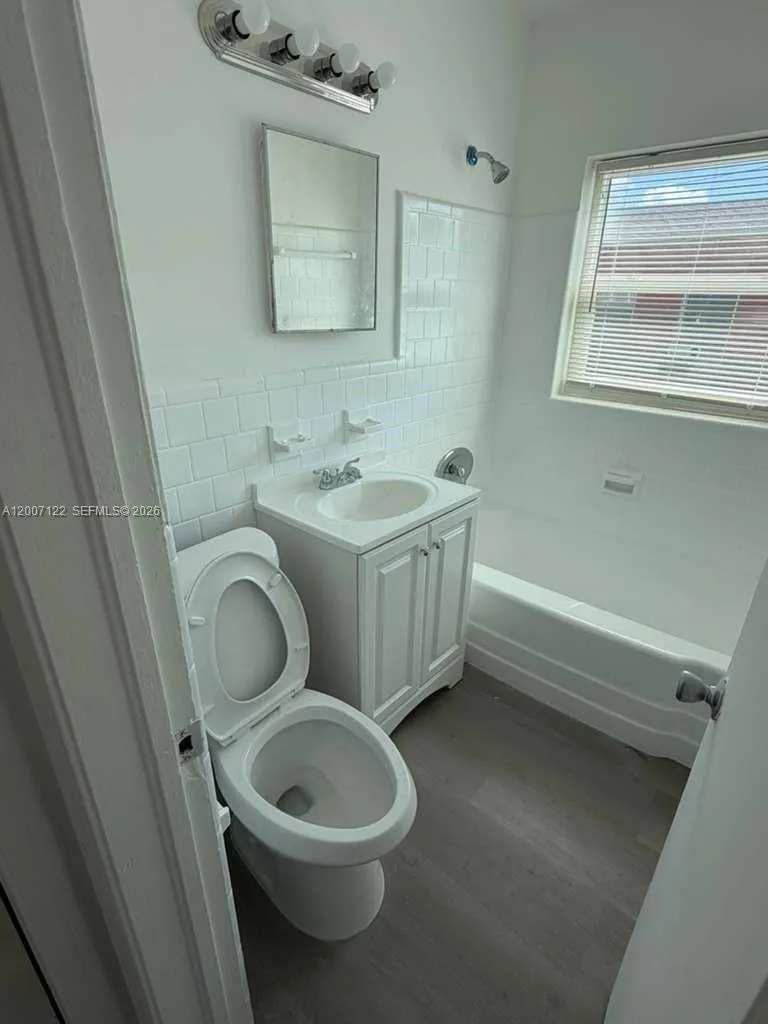 2316 Madison St # 6, Hollywood FL 33020