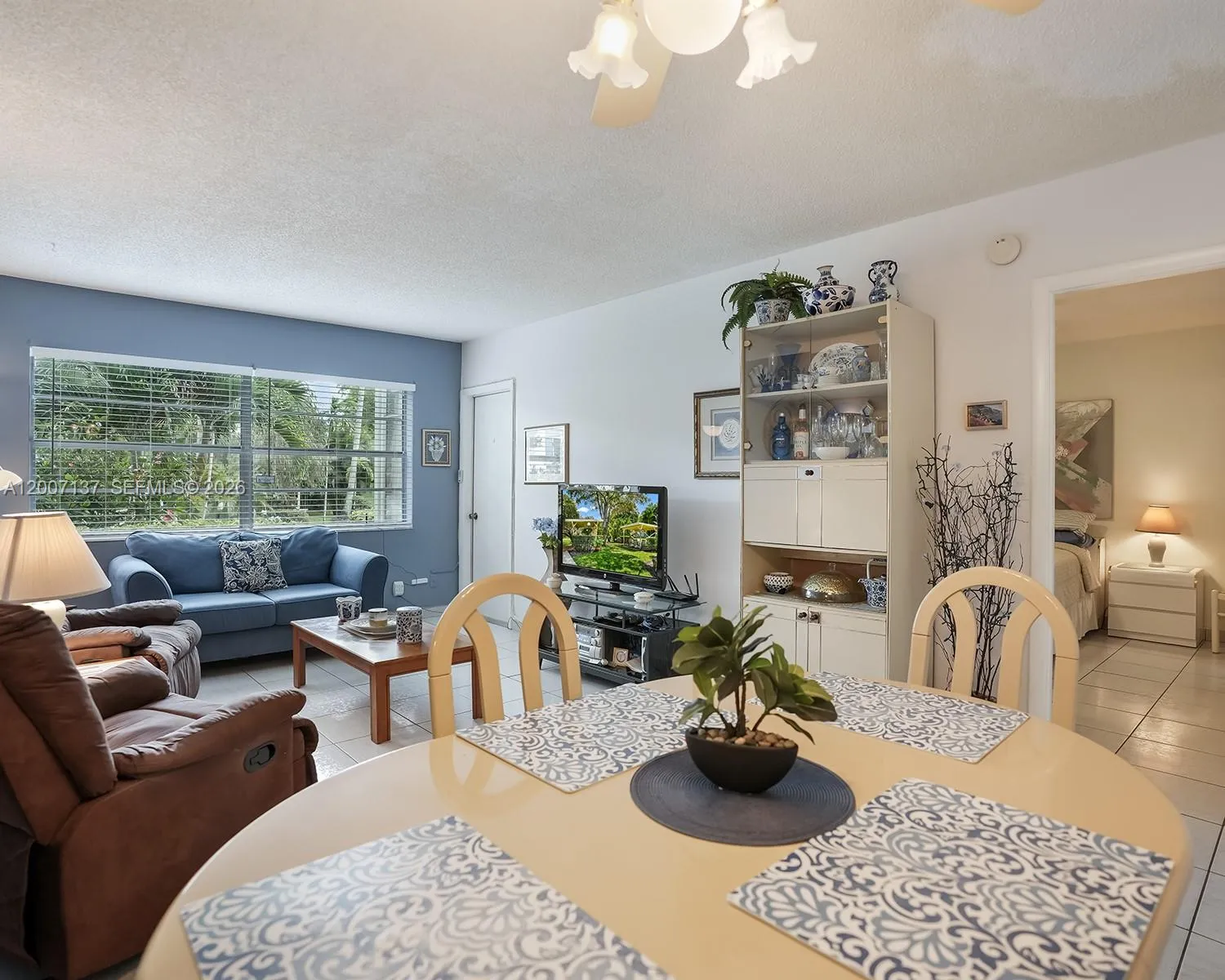 5171 W Oakland Park Blvd # 106, Lauderdale Lakes FL 33313