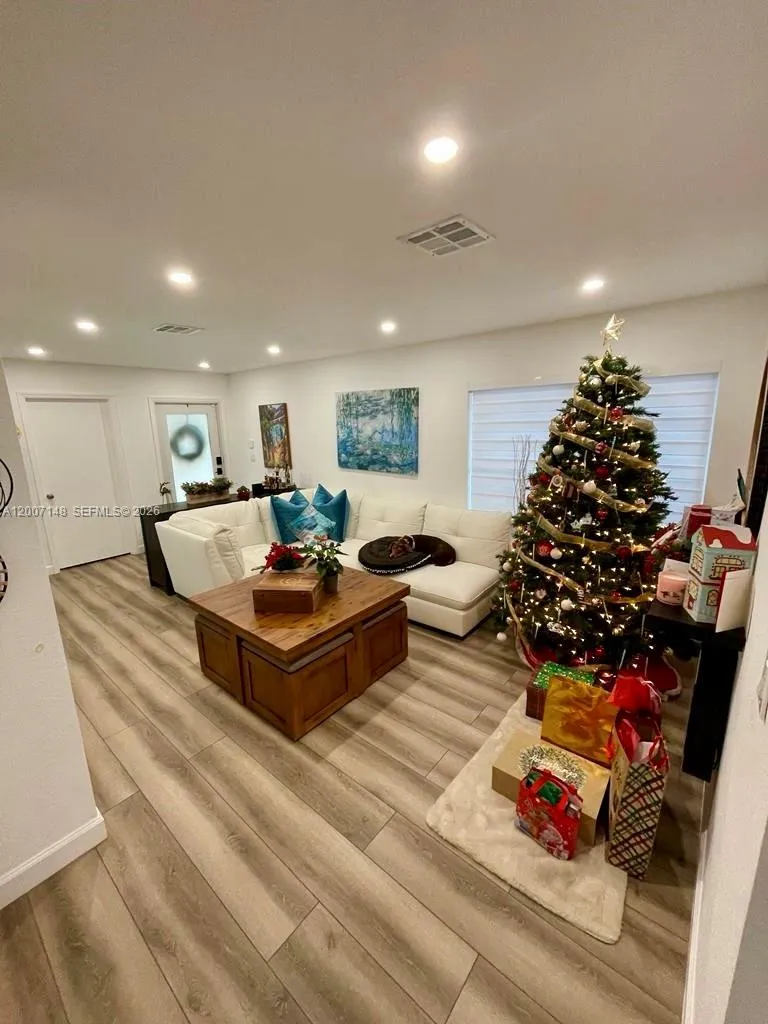 1149 NW 126th Pl # 0, Miami FL 33182