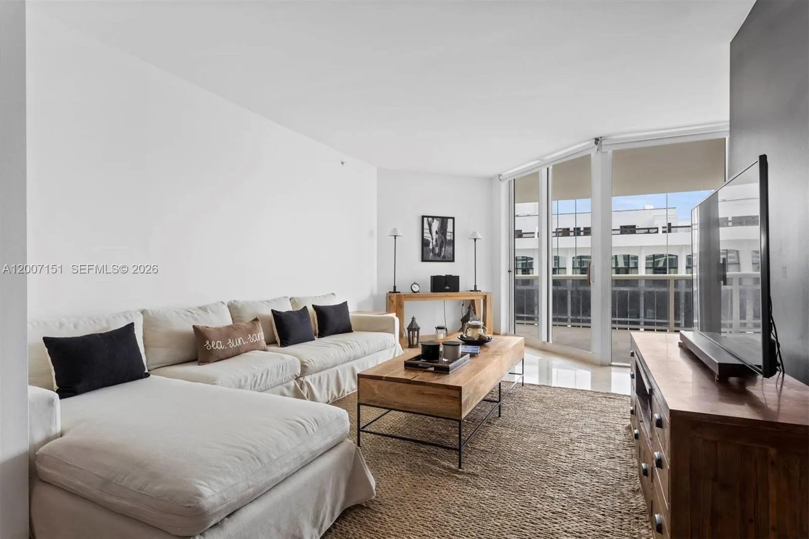 4779 Collins Ave # 1908, Miami Beach FL 33140