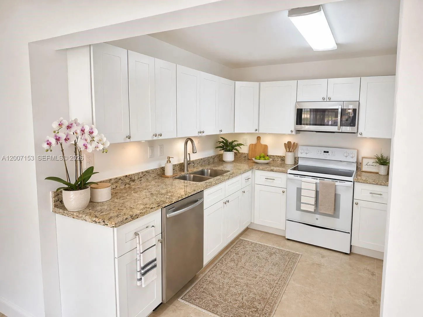 881 W 37th St # 881, Hialeah FL 33012