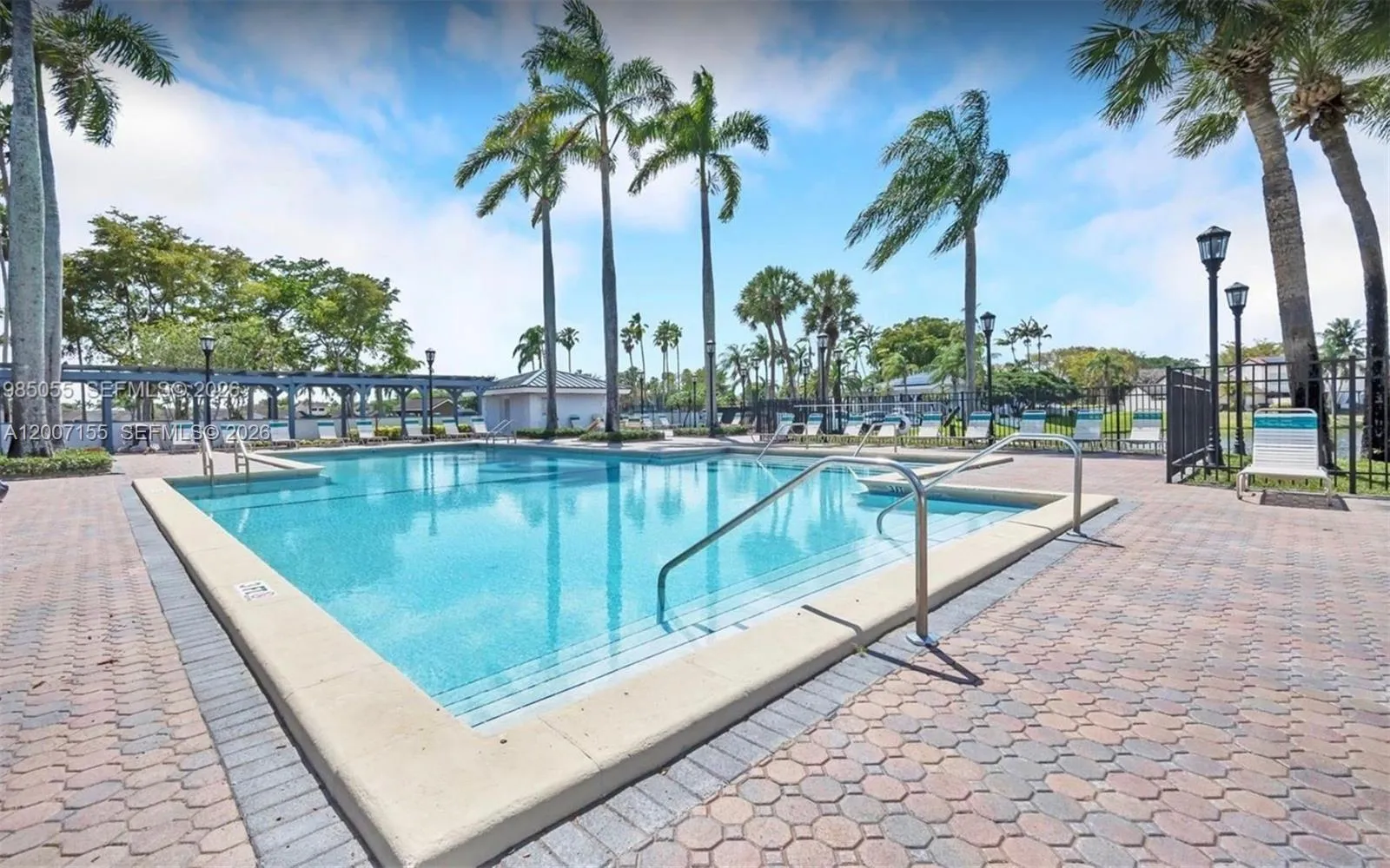 17317 NW 63rd Ave, Hialeah FL 33015