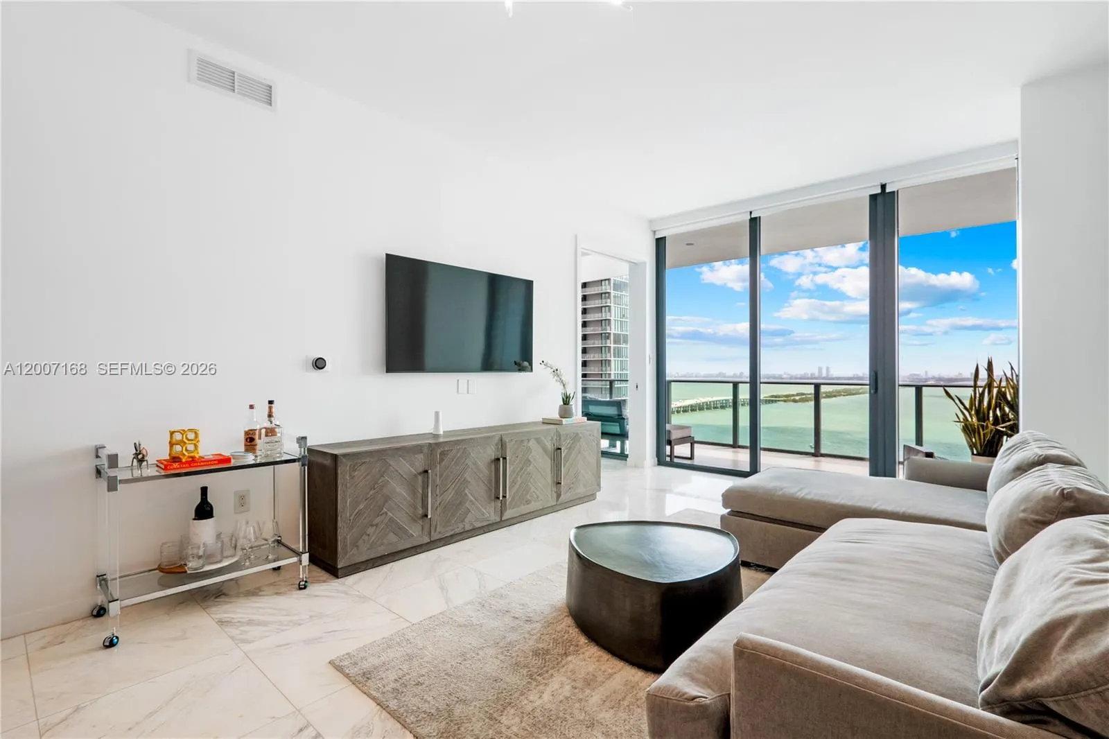 480 NE 31st St # 2405, Miami FL 33137