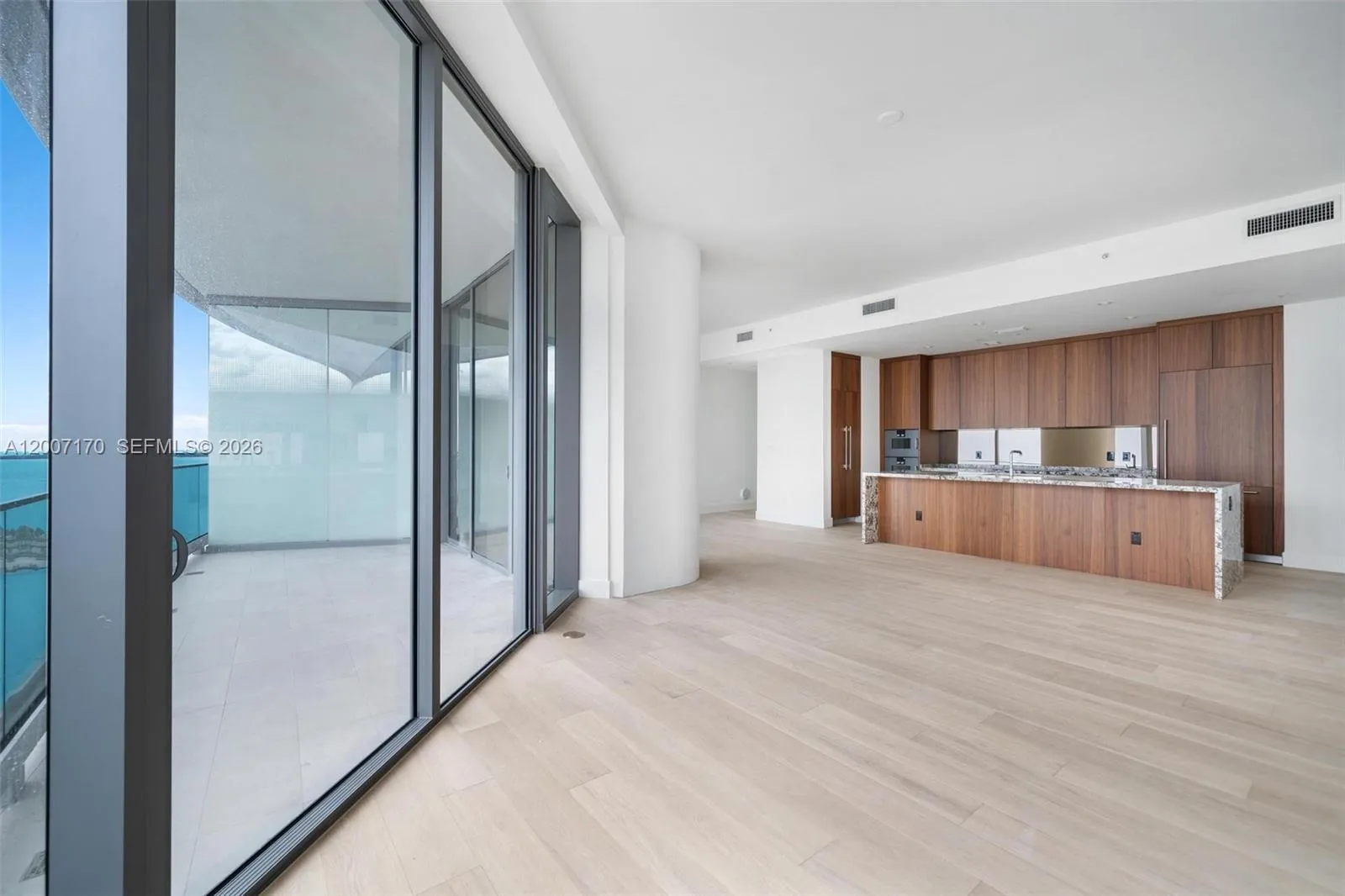 175 SE 25th RD # 1904, Miami FL 33129