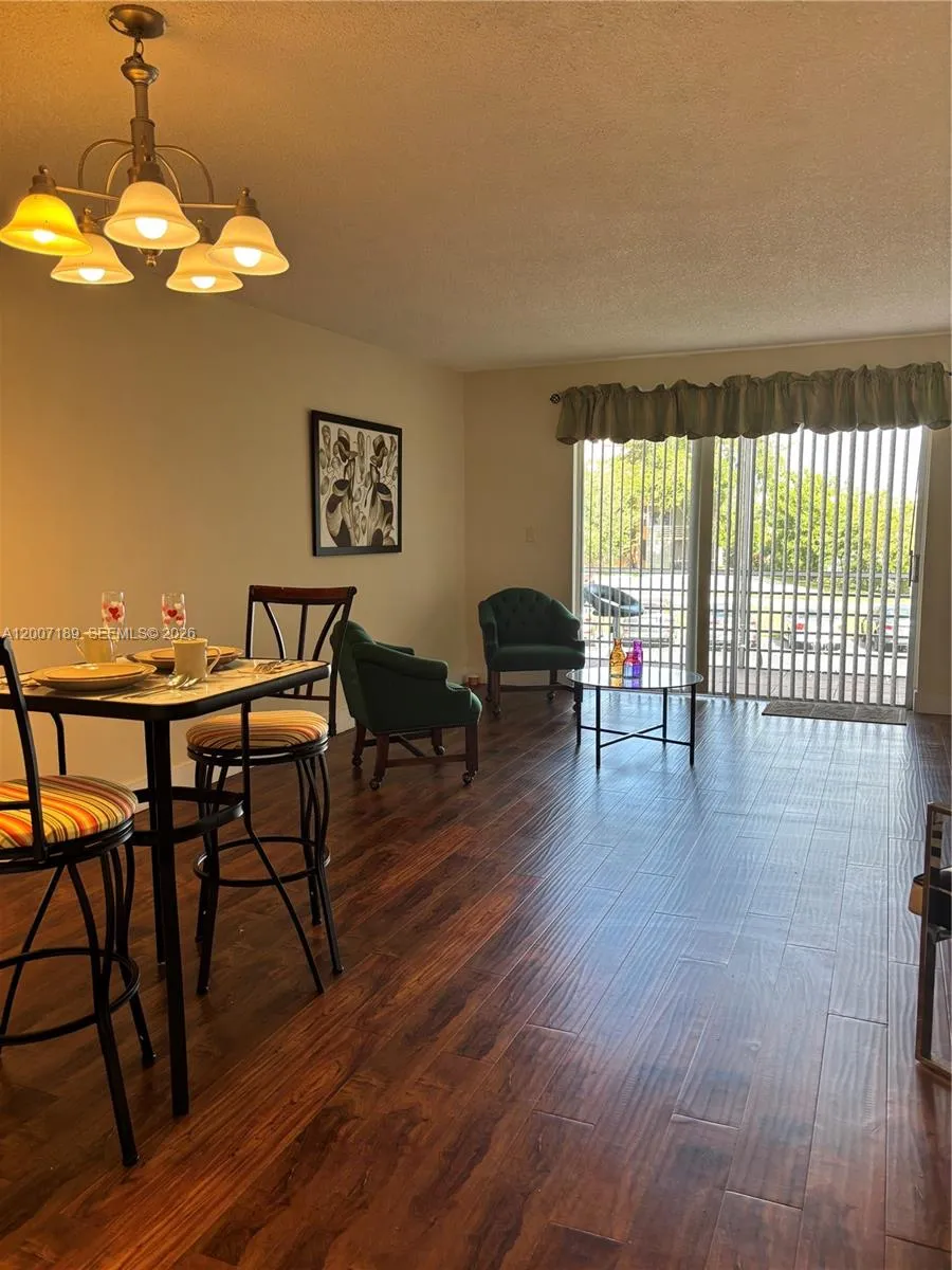 3000 E Sunrise Lakes Dr # 202, Sunrise FL 33322