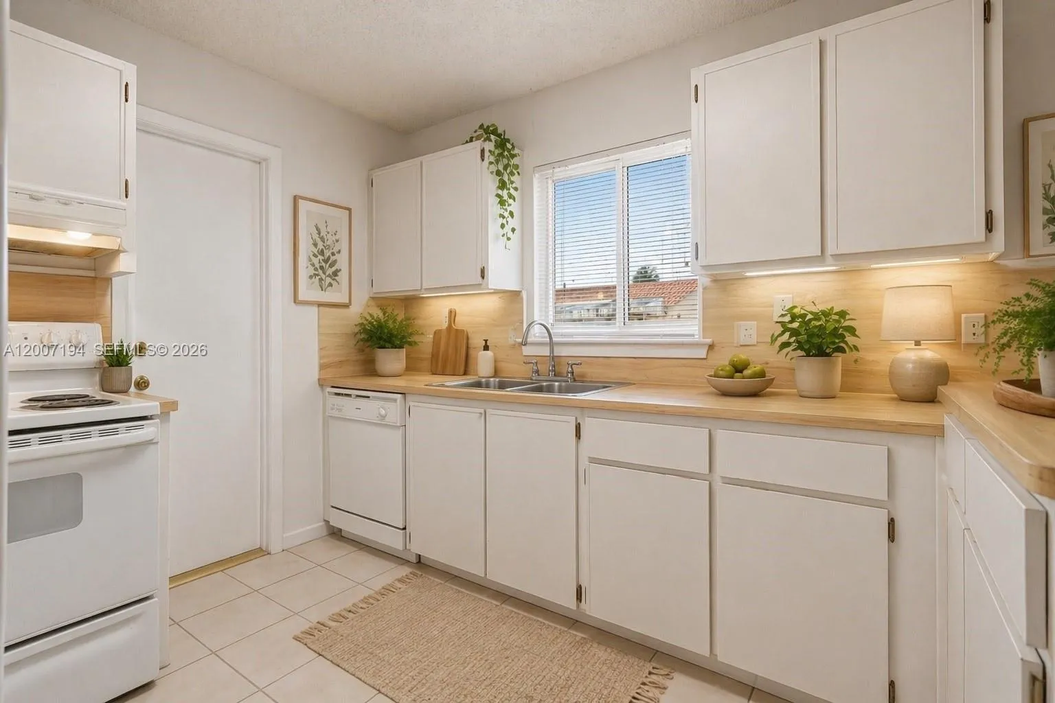 11211 SW 138th Ter, Miami FL 33176