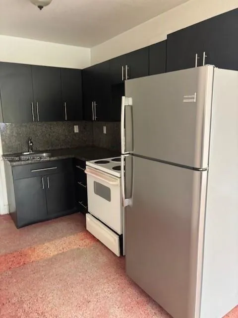 4009 NW 16th Ave, Miami FL 33142