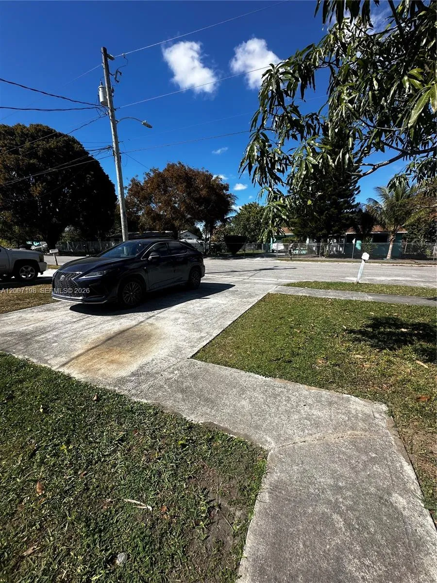 10452 SW 177th St # 10452, Miami FL 33157