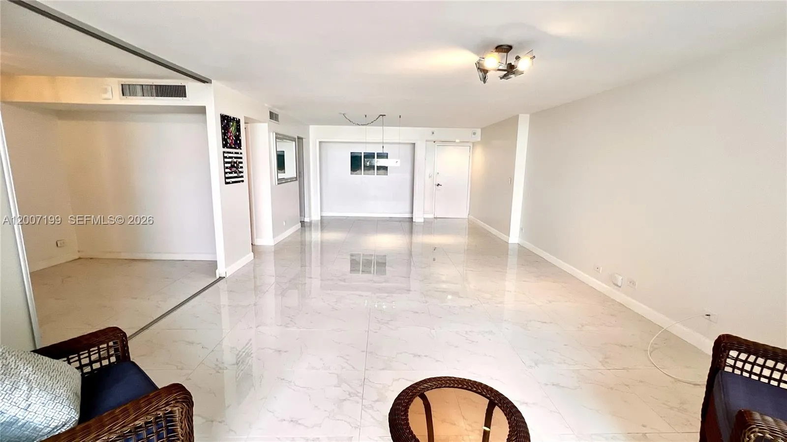 6039 Collins Ave # 520, Miami Beach FL 33140