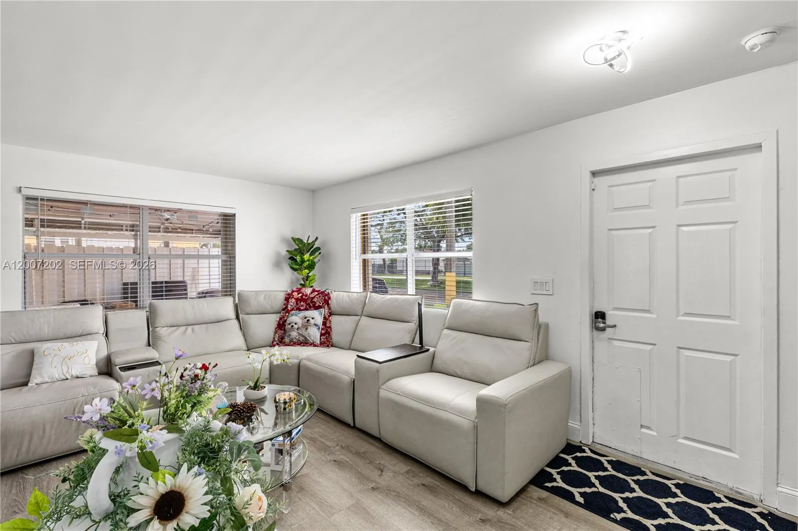 203 NE 12th Ave # 203, Homestead FL 33030