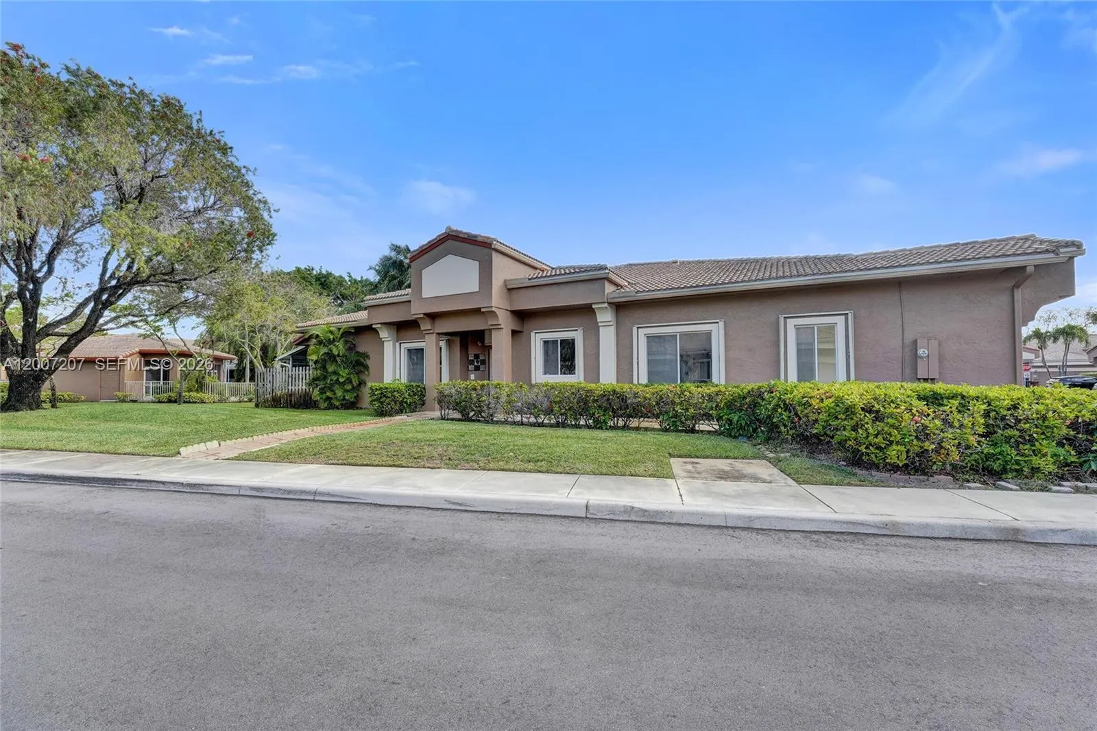 10131 Lombardy Dr, Tamarac FL 33321