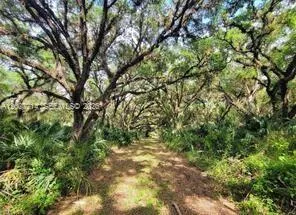 1040 Kirby Thompson Rd, Other City - In The State Of Florida FL 33935