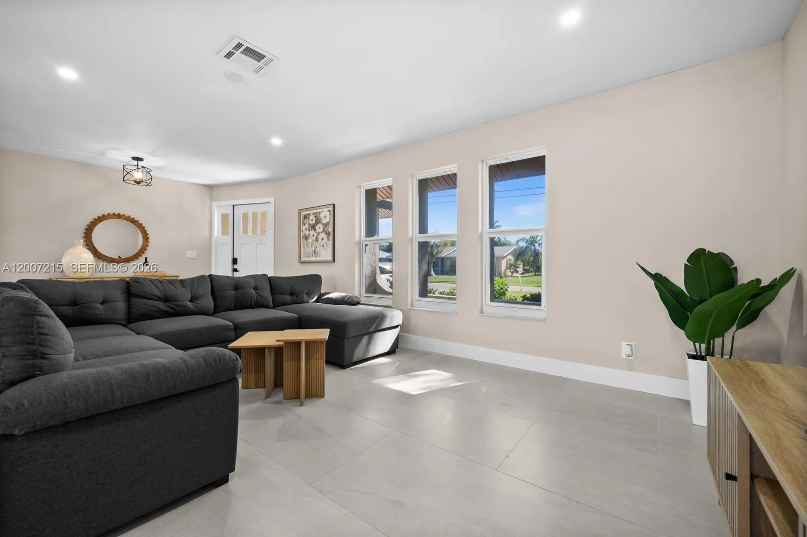 117 SE 40 TER, Cape Coral FL 33904