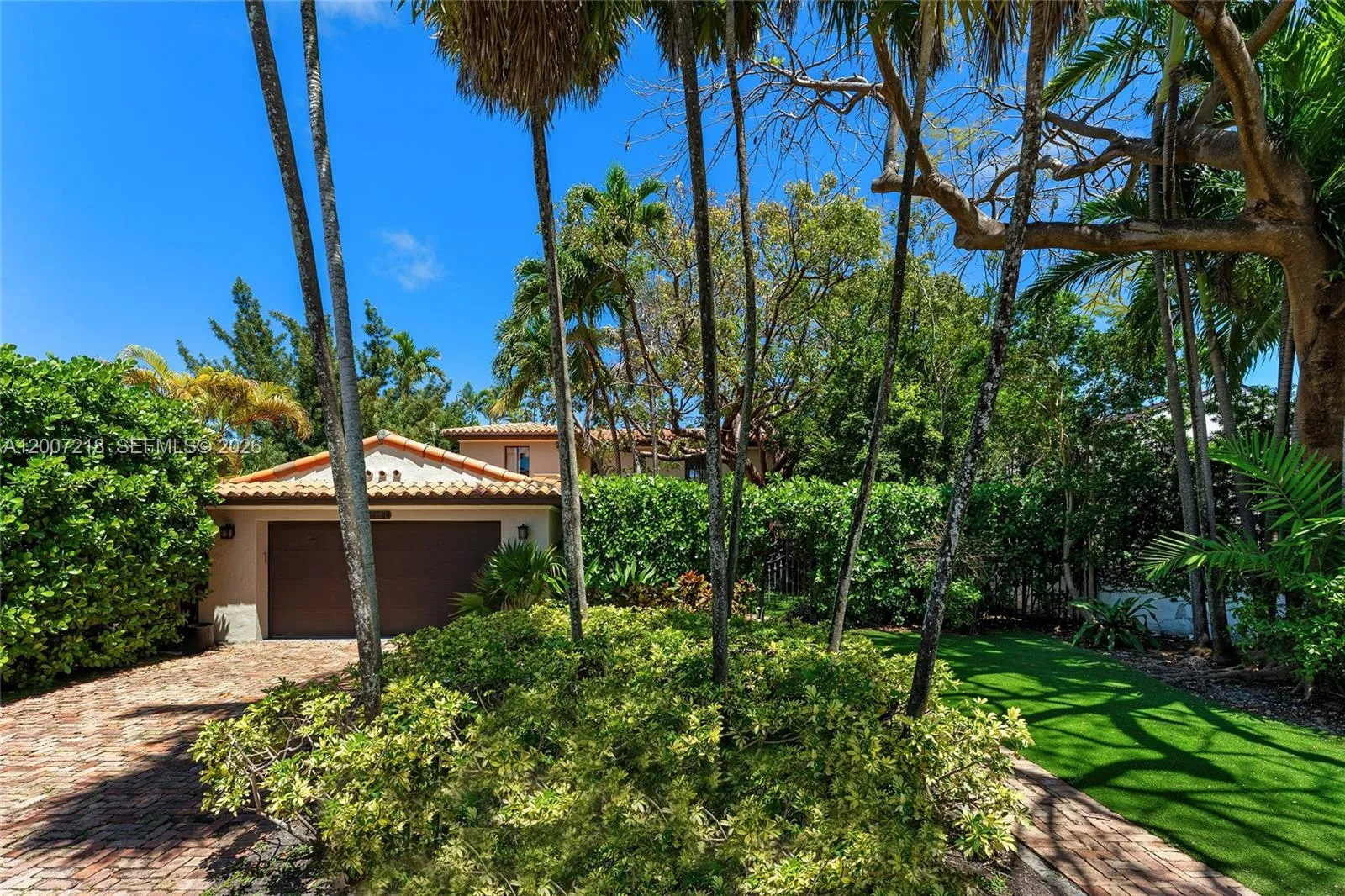 6121 La Gorce Dr, Miami Beach FL 33140