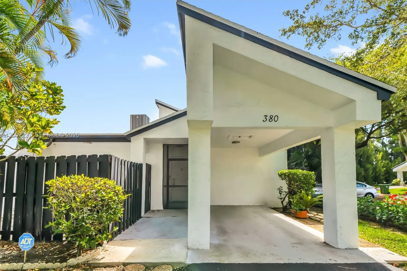 380 Fairway Cir # 46, Weston FL 33326