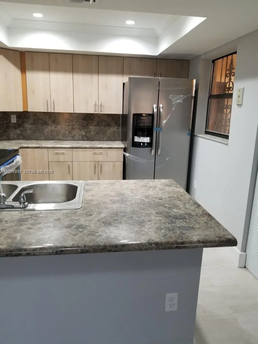 10847 NW 7th ST # 22, Miami FL 33126