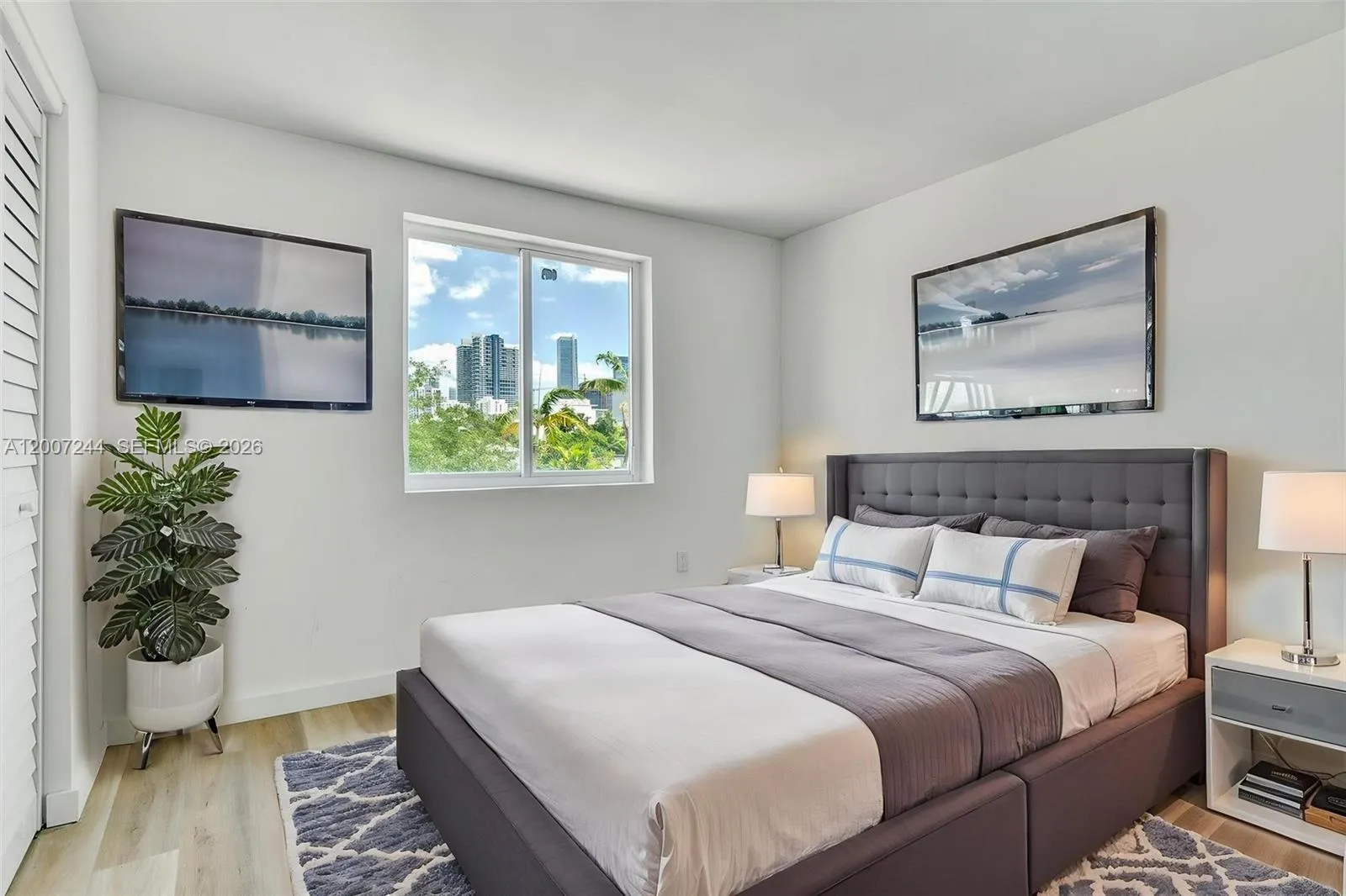 620 SW 10th St # 301, Miami FL 33130